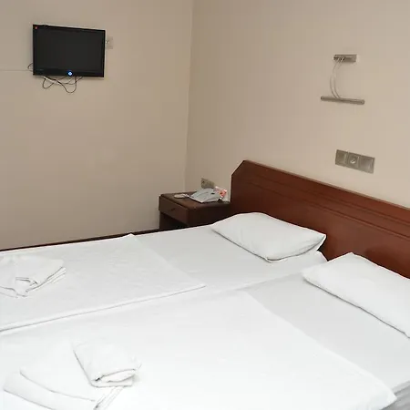 Beach Prenses Hotel *